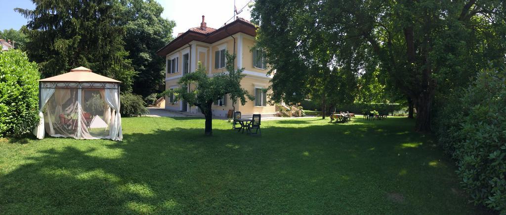 Villa D'Azeglio Albiano dʼIvrea Exteriör bild